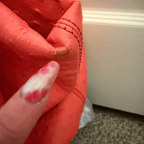 Kate Spade Coral Ostrich Textured Shoulder Bag With Matching Wallet - Picture 4 of 7